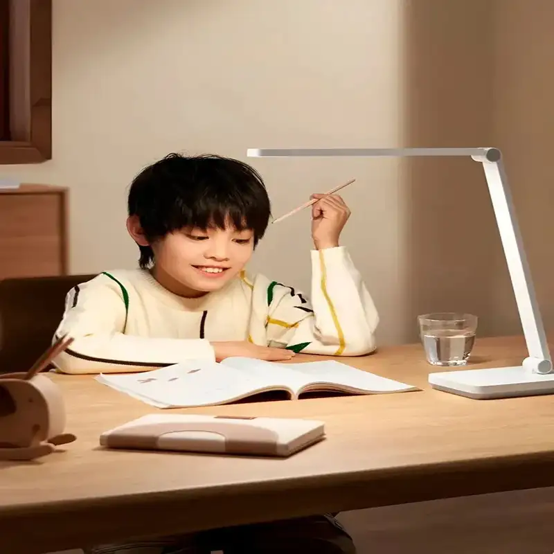 چراغ مطالعه شیائومی برای دانشجو